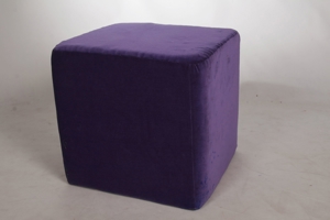 Sitzpolster-Sitzwürfel-Schaumstoffwürfel-velour-lila Bild 7