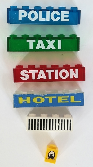 Lego alte bedruckte Steine transparent Station Hotel Taxi Polizei