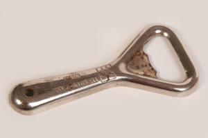 Flaschenöffner Kapselheber Metall Thurn und Taxis Biere Sammelobjekt 60/70 er