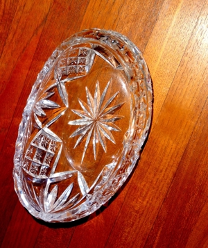 Funkelnde schiffchenförmige Bleikristall - Schale
