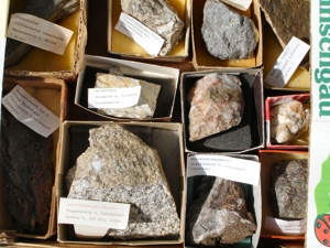 Mineralien und Edelsteine Bild 1
