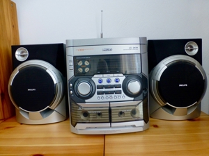 Philipps Mini Hifi Stereoanlage C330 (CD/Tape/Radio) + 2 Boxen