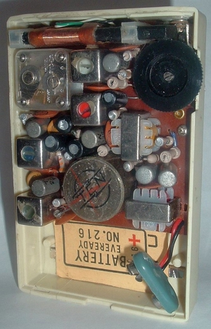 Transistorradio, Public, Made in Japan Bild 3
