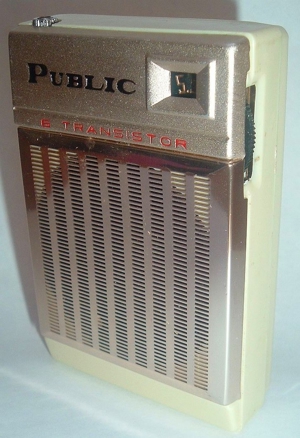 Transistorradio, Public, Made in Japan Bild 2