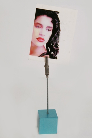 Memohalter Notizzettelhalter Fotohalter Klemme Draht Würfel türkis metallic