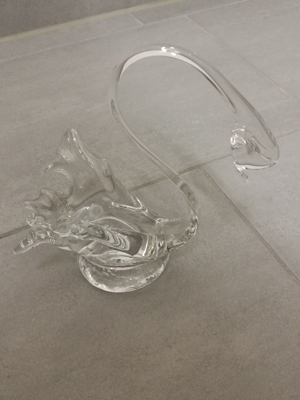 Filigraner Schwan aus Klarglas als Schale oder Kerzenständer Bild 2