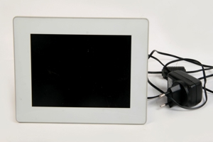 Agfaphoto AF 5077 PS Digitaler Bilderrahmen weiß 13x18 SD-USB OVP mit Bedienung