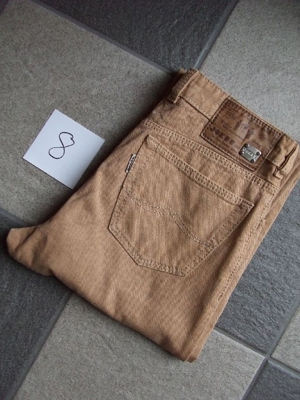 Joker Jeans Double Saddle Stiched 31/32