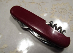 Rotes Multifunktion, Taschen Messer Stainless Solingen, roter Schaft Bild 2