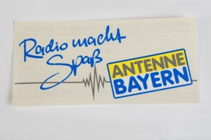 Aufkleber/Sticker Antenne Bayern Radio macht Spaß 18x9cm trasparent 80er vintage