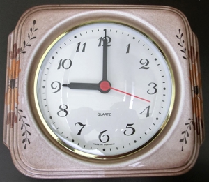 Wanduhr, Tischuhr, Uhr, Wecker, Reisewecker Bild 2
