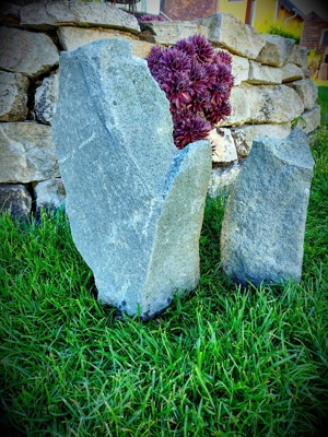 Stele Set aus Quarzporphyr, Naturstein Stelen Bild 2