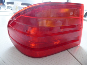 A2108200164 Rücklicht linke Seite Mercedes-Benz E200 Kompressor W210