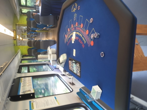 Mobiles Casino ,Black Jack, Poker, Roulette Tisch mit Croupier buchen  mieten Bild 12