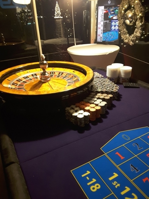 Mobiles Casino ,Black Jack, Poker, Roulette Tisch mit Croupier buchen  mieten Bild 8