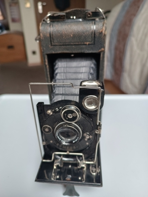 COMPUR, Rollfilmcamera mit Carl Zeiss Jena Objektiv