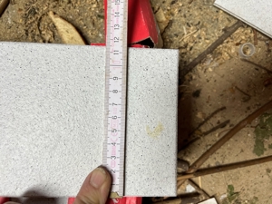 Rest Fliesen, waren für den Balkon. Bild 2