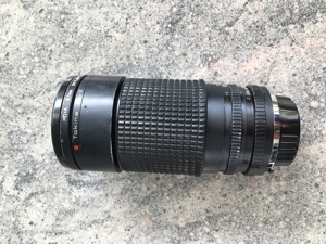 Tokina Tele-Zoomobjektiv AT-X 352 (35-200 mm/f 3.5-4.5) Bild 2