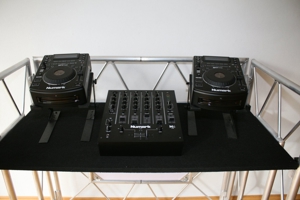 DJ-Equipment CD-Player inkl. PA-Anlage Yamaha 600BT zu vermieten Bild 1