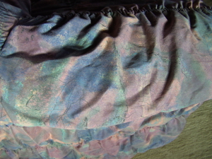 AUS ALT MACH NEU: Sesselüberwurf in Pastelltönen lachsrosa/bleu/grau Bild 8