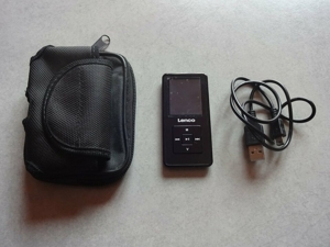 MP3-Player mit Zubehör zu verkaufen (schwarz)