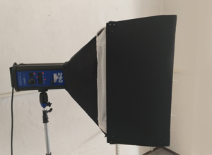 HENSEL Expert C 250 Blitzlampe Fotolampe m. Softbox u. Stativ u. Kabel