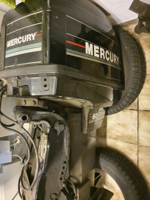 60 PS 2-Takt Mercury Außenborder mit Powertrim und Tilt Bild 1