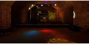 Global Truss 2-Punkt Traverse zu vermieten Bild 4