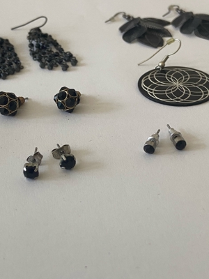 Ohrring Set schwarz, 7 Paar Bild 3