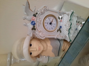 Meister Anker Porzellan Tisch und Kaminuhr Bild 6