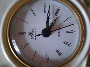 Meister Anker Porzellan Tisch und Kaminuhr Bild 3