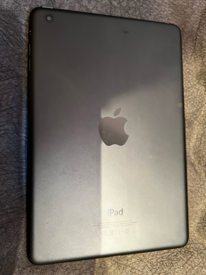 Apple Mini Ipad 16gb anthrazit grau Bild 2