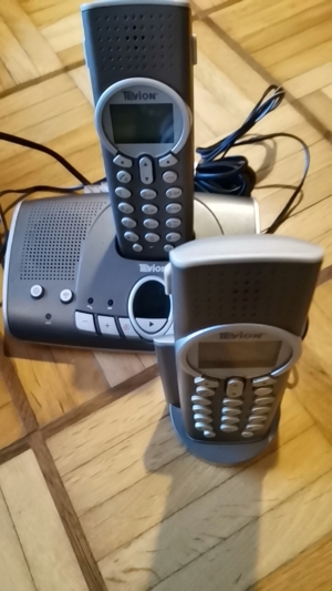 Schnurlose Telefone mit Anrufbeantworter Bild 12