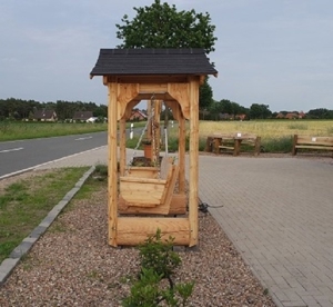 Hochzeitsgeschenk. Gartenbank. Bild 2