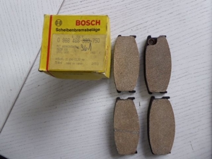 Bosch 0986466960+0986466961 Satz Bremsbeläge Mazda 626
