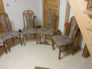 6 Esstisch-Stühle . Bild 1