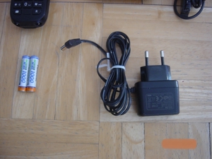 Siemens Gigaset A400 Basisstation mit NG, 2 X Akkus, Mobilteil,TAE Kabel Bild 9