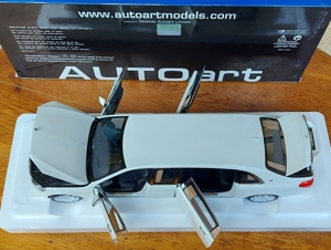 1:18 Mercedes-Maybach S 600 Pullman White mit Ovp neu Bild 3