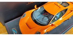 1:18 VAV Jaguar Concept C-X75 Orange auf Ledersockel BBR MR Ovp Bild 18