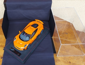 1:18 VAV Jaguar Concept C-X75 Orange auf Ledersockel BBR MR Ovp Bild 6
