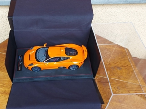 1:18 VAV Jaguar Concept C-X75 Orange auf Ledersockel BBR MR Ovp Bild 5