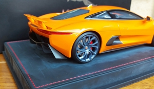 1:18 VAV Jaguar Concept C-X75 Orange auf Ledersockel BBR MR Ovp Bild 15