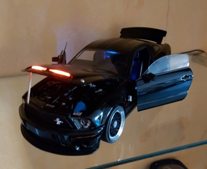 1:18 Mustang Shelby GT500KR KITT Knight Rider Xenon Tuning Umbau Bild 13