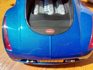1:18 AUTOart Bugatti EB 18.3 Chiron Concept - Blue - 70911 - BOX Bild 12