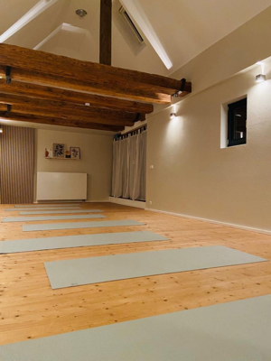 Raum für Yoga, Foto Shootings, Kindergeburtstage, Workshops, Meditation, Kurse Bild 4