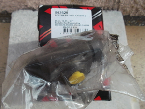 Bremsbeläge vo.  Radbremszylinder Opel Corsa- B, neu Bild 5