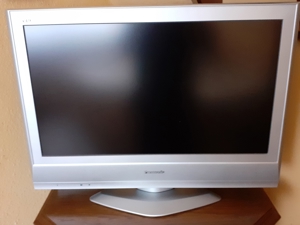 LCD TV/Fernseher - Panasonic Viera TX-32LE7F/S - 32" (81cm) Bild 1