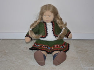 Schlenkerpuppe mit Zöpfen, Handarbeit, Stoffpuppe, 38 cm Sammler