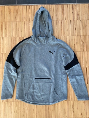 Neuwertiges Puma Sweatshirt, grau, Größe S Bild 1