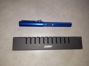 LAMY Füller *neu* zu verkaufen (blau / metallic?)